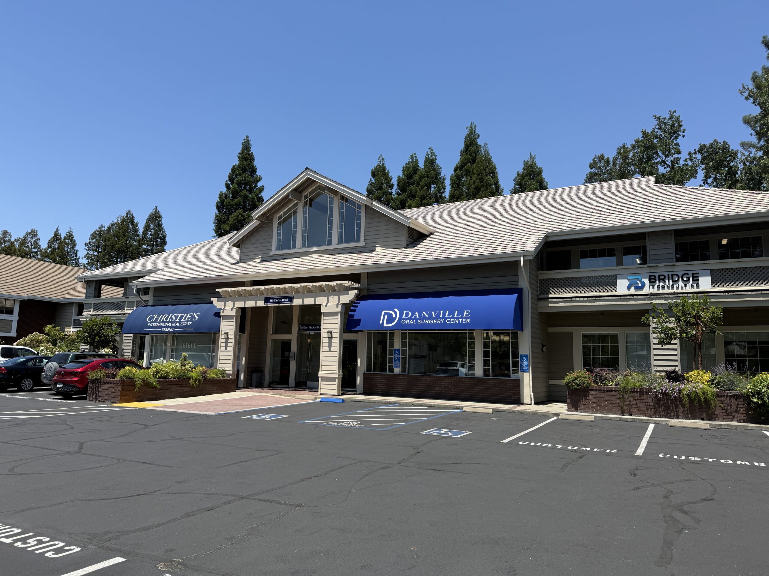Danville Clinic Exterior