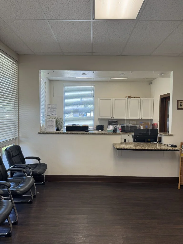 Santa Cruz Front Desk