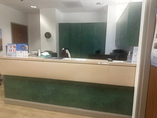 San Leandro Clinic Front Desk