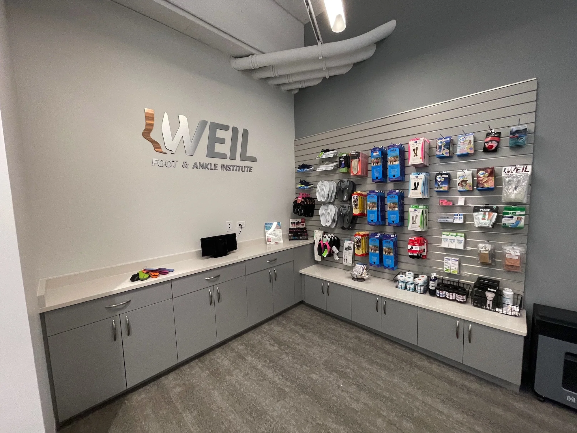 Weil Foot & Ankle Institute - Lincoln Park Store
