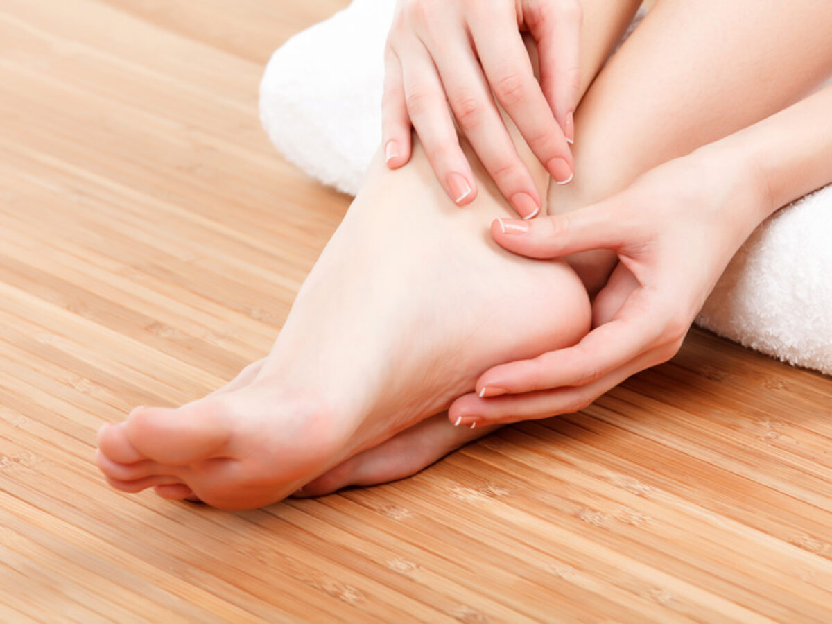 Swollen Feet and Ankles (Edema): 13 Causes, Treatment