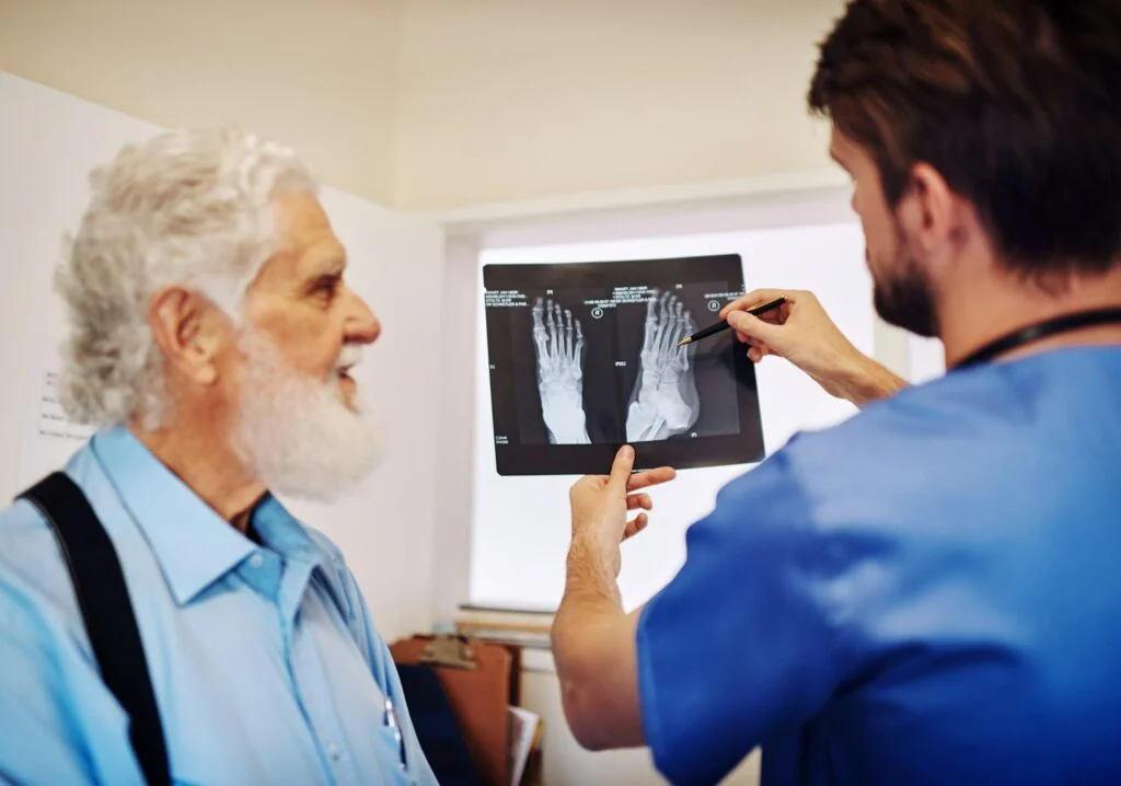 Your x-ray shows no major fractures, youll recover pretty quickly